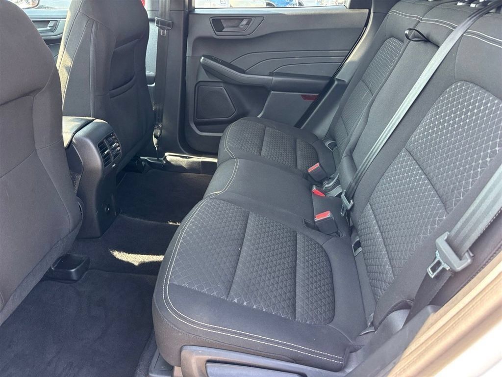 Used 2023 Ford Escape Active FWD image 16