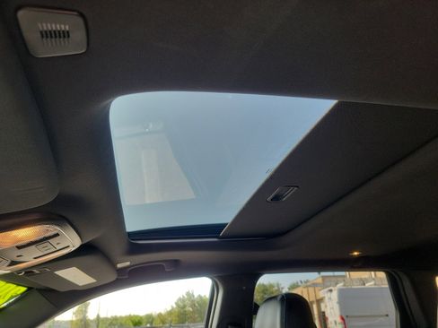 Used 2020 Jeep Grand Cherokee Altitude image 14