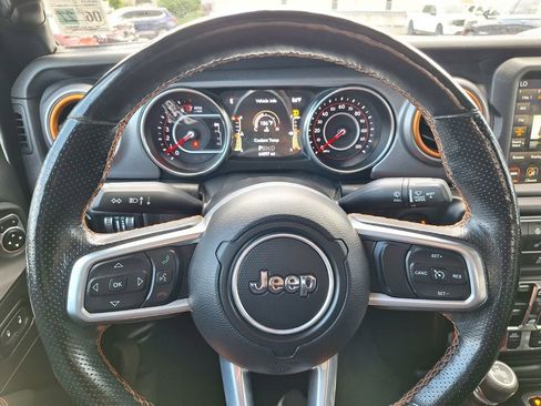 Used 2020 Jeep Gladiator Mojave image 19