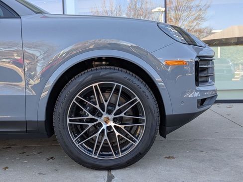 New 2026 Porsche Cayenne Coupe image 11