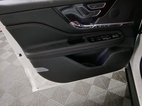 Used 2025 Lincoln Corsair Grand Touring w/ Equipment Group 301A image 14