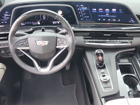 Used 2024 Cadillac Escalade Sport w/ LPO, ONYX Package AWD/4WD image 28
