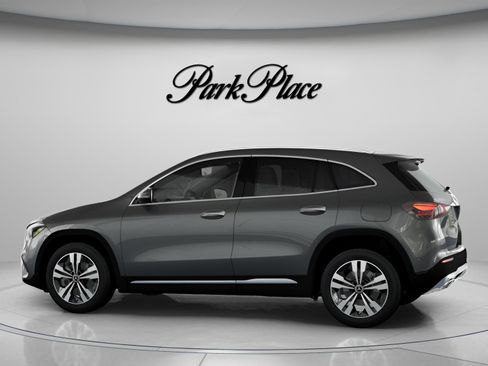 New 2026 Mercedes-Benz GLA 250 image 8