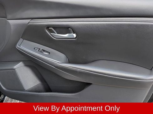Used 2025 Nissan Sentra SV FWD image 30