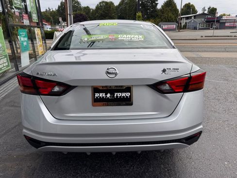 Used 2022 Nissan Altima 2.5 S image 12