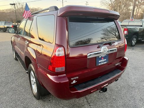 Used 2009 Toyota 4Runner SR5 image 3