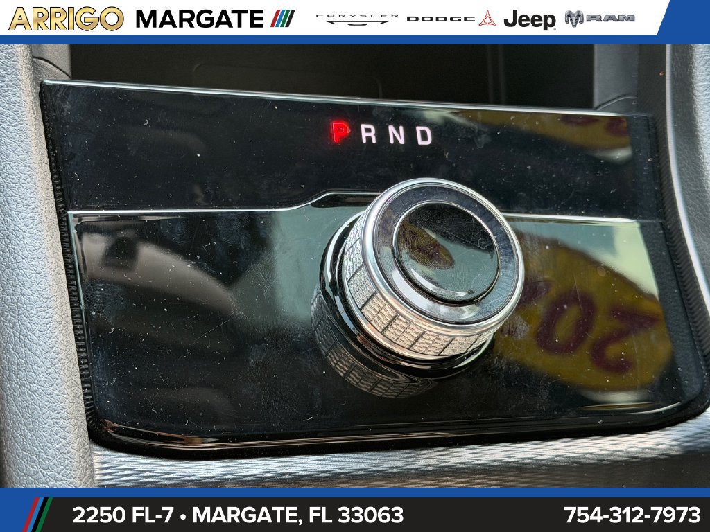 Used 2024 Jeep Grand Cherokee Altitude RWD image 29
