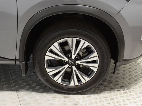 Used 2023 Nissan Rogue SV AWD/4WD image 38