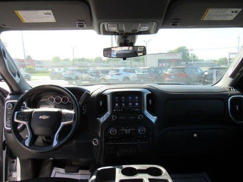 Used 2021 Chevrolet Silverado 1500 LT w/ Safety Package II AWD/4WD image 28