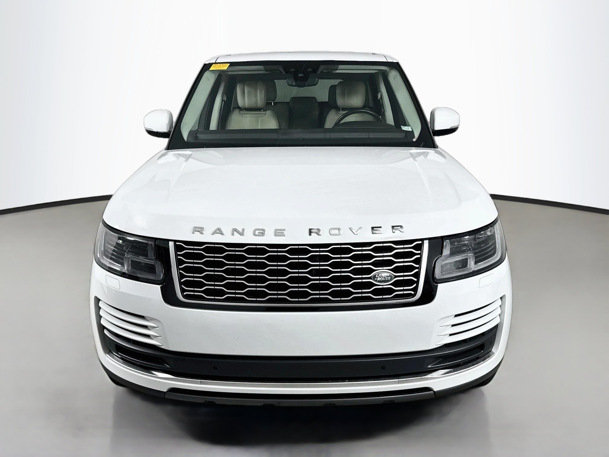 Used 2019 Land Rover Range Rover HSE AWD/4WD image 2