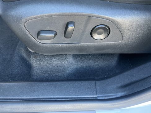 Used 2025 Buick Enclave Sport Touring w/ LPO, Floor Liner Package image 10