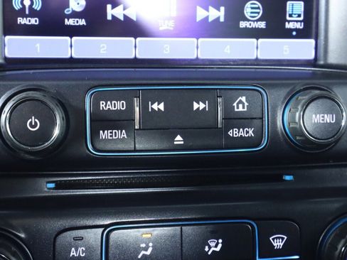 Used 2018 Chevrolet Silverado 1500 LT w/ Trailering Package AWD/4WD image 21