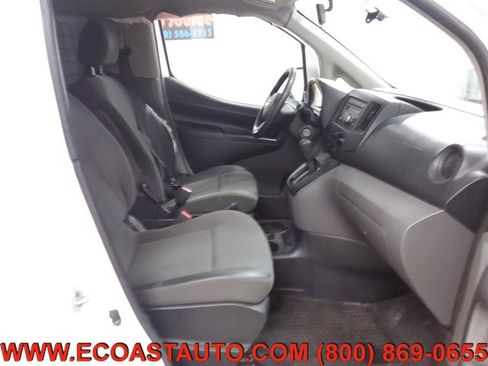 Used 2016 Nissan NV200 S image 13
