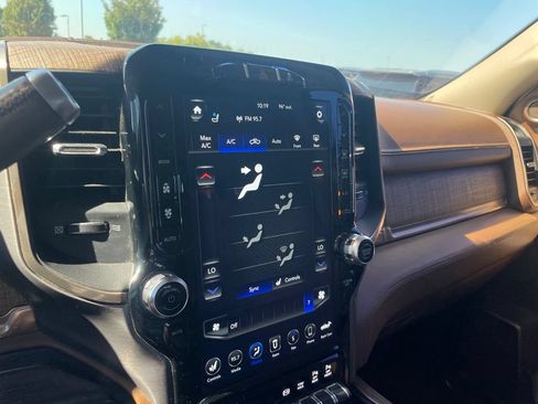 Used 2019 RAM 2500 Limited AWD/4WD image 17