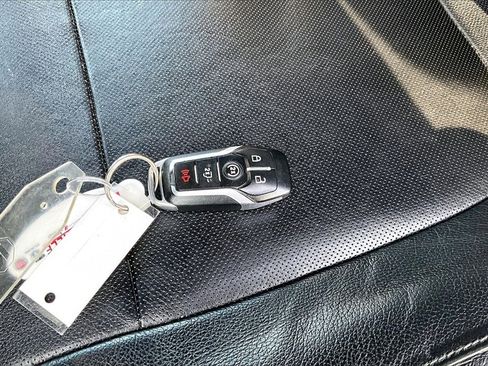 Used 2016 Ford F150 Lariat w/ Equipment Group 501A Mid image 10