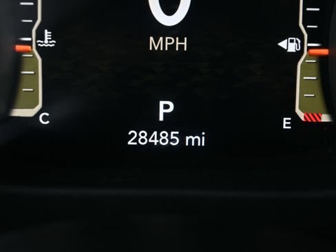 Used 2023 Jeep Wrangler Unlimited Sport AWD/4WD image 21