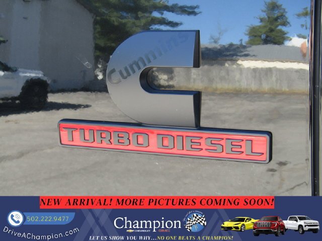 Used 2024 RAM 2500 Laramie w/ Night Edition AWD/4WD image 8