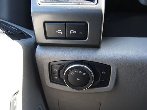Used 2022 Ford F250 XLT w/ XLT Premium Package AWD/4WD image 22