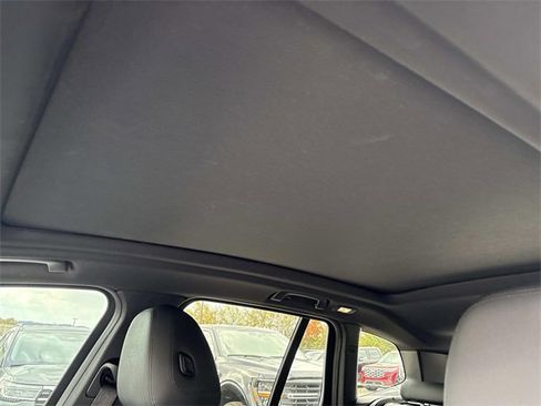 Used 2021 BMW X3 xDrive30e w/ Convenience Package image 29