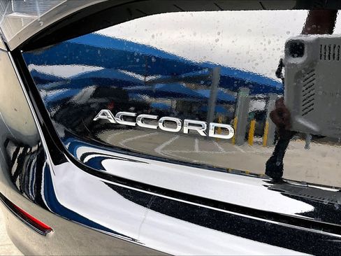 New 2026 Honda Accord SE image 15