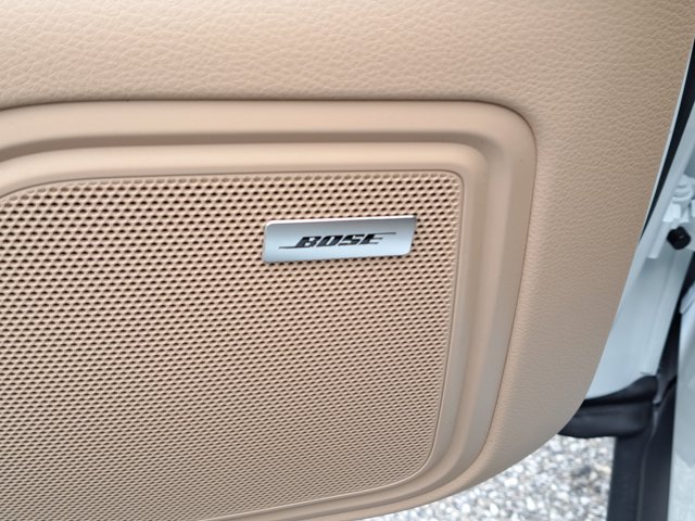 Used 2026 Porsche Macan AWD/4WD image 26