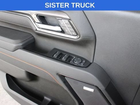 Used 2026 GMC Sierra 2500 AT4 w/ AT4 Premium Plus Package AWD/4WD image 20