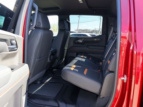 New 2026 GMC Sierra 1500 AT4 w/ AT4 Premium Package image 9