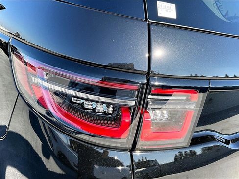 Used 2023 Land Rover Discovery Sport S image 21