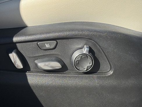 Used 2019 Cadillac XT4 Sport image 21