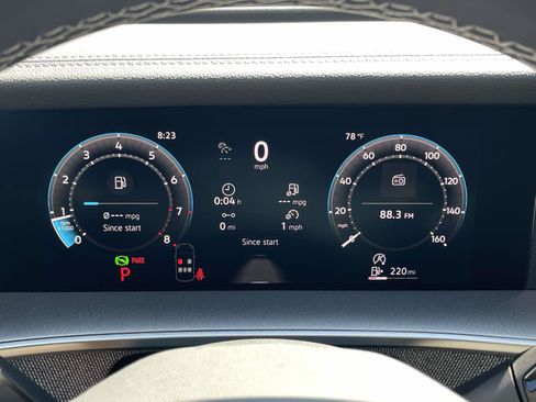 New 2026 Volkswagen Tiguan S FWD image 22