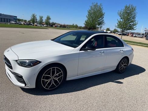 Used 2024 Mercedes-Benz C 300 4MATIC Sedan image 5