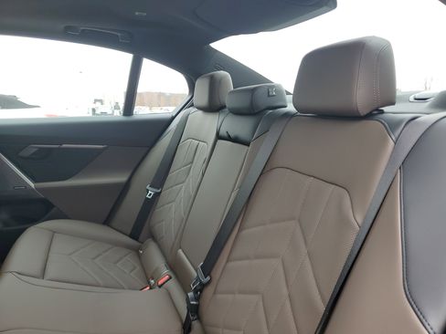 New 2026 BMW 540i xDrive w/ M Sport Package AWD/4WD image 24