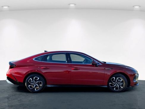 Used 2024 Hyundai Sonata SEL AWD/4WD image 7