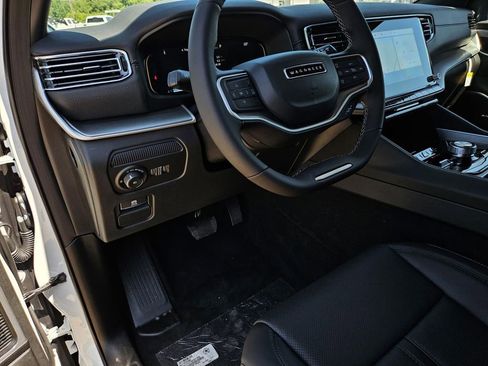New 2025 Jeep Wagoneer Series II w/ Premium Group I image 19