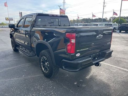Used 2022 Chevrolet Silverado 1500 ZR2 w/ Technology Package image 20