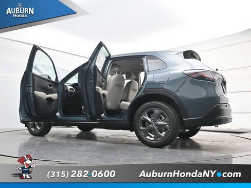 New 2026 Honda HR-V LX image 35