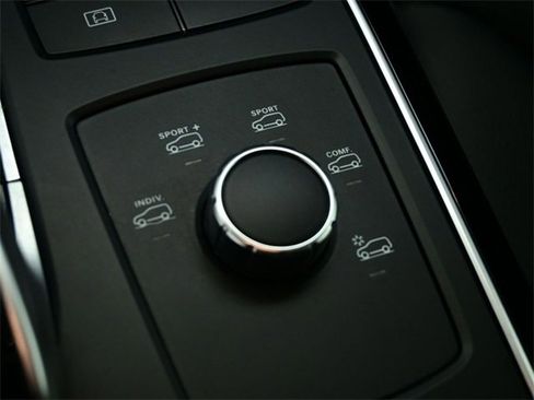 Used 2017 Mercedes-Benz GLE 43 AMG 4MATIC image 30