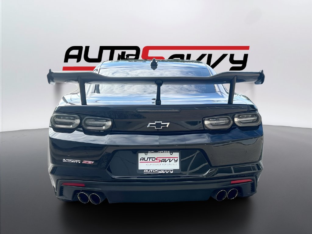 Used 2021 Chevrolet Camaro SS RWD image 6