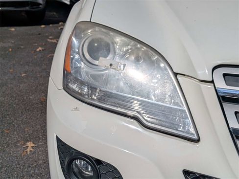 Used 2010 Mercedes-Benz ML 350 4MATIC image 10