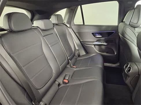 Certified 2025 Mercedes-Benz GLC 300 4MATIC image 37