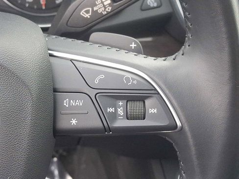 Used 2020 Audi Q5 2.0T Premium w/ Convenience Package image 18