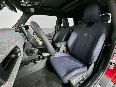 Certified 2025 MINI Cooper S image 16