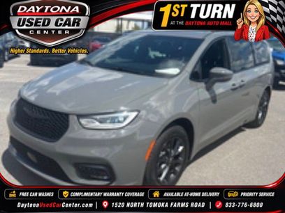Used 2021 Chrysler Pacifica Touring w/ S Appearance Package