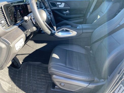 Used 2025 Mercedes-Benz GLE 350 4MATIC image 25