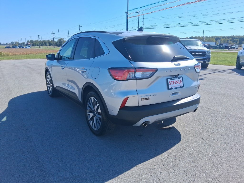 Used 2020 Ford Escape Titanium FWD image 11