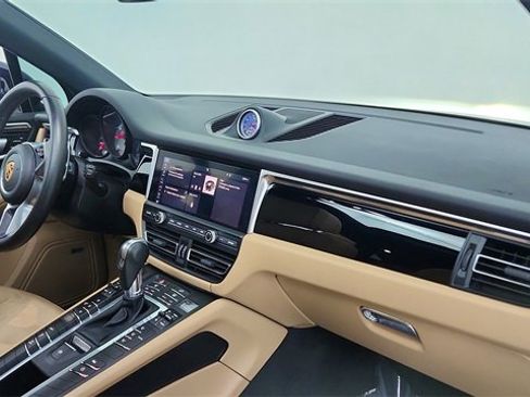 Used 2019 Porsche Macan S image 20