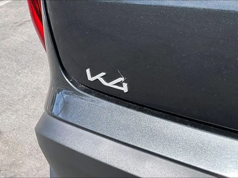 Used 2025 Kia K4 FWD image 9