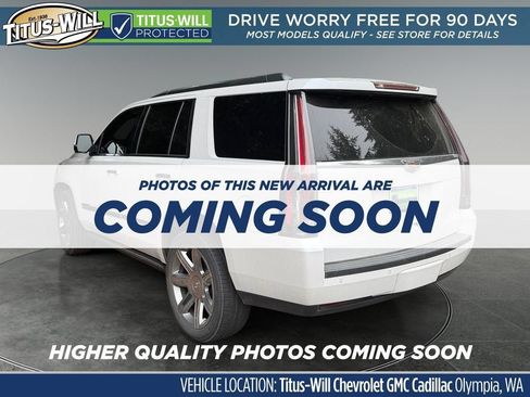 Used 2016 Cadillac Escalade Premium AWD/4WD image 2