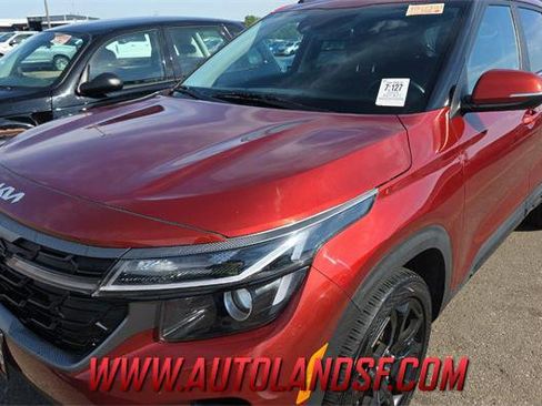 Used 2024 Kia Seltos X-Line AWD/4WD image 1