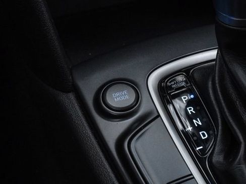 Used 2021 Hyundai Kona SE FWD image 29